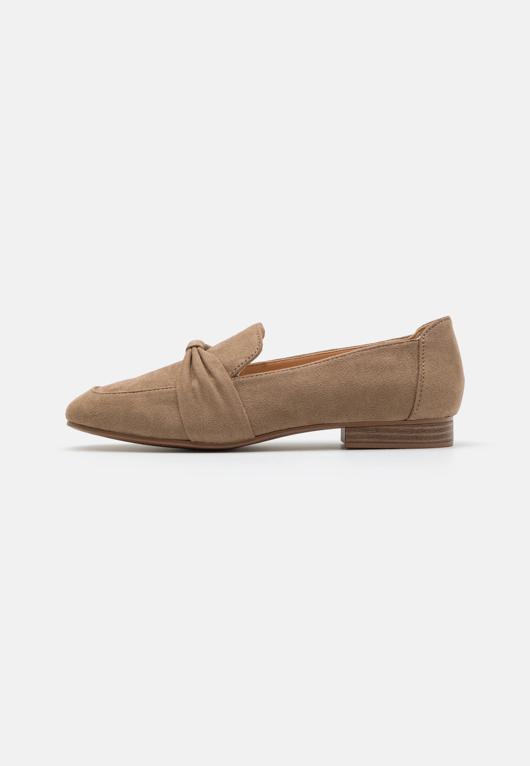 Beige shoes moccasins